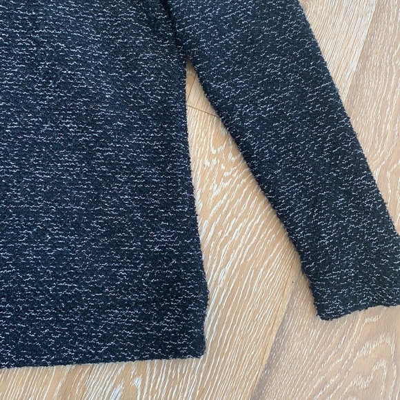 Fabletics Hoodie - Picture 6 of 8